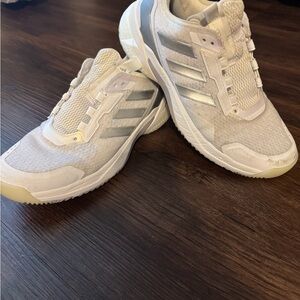 Adidas Women 9.5 Crazyflight 5 IG1612 Indoor Shoe White Silver Court Volleyball